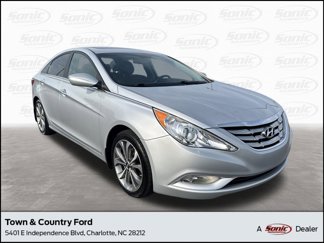 Used 2013 Hyundai Sonata SE w/ Navigation & Sunroof Pkg image 1