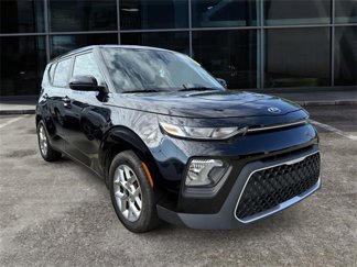 Certified 2021 Kia Soul S image 1