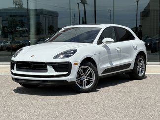 Used 2025 Porsche Macan image 1