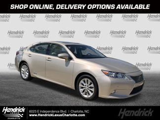 Used 2015 Lexus ES 300h image 1