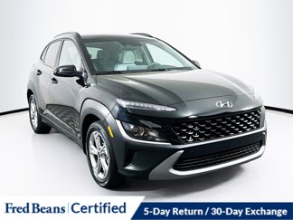 Certified 2022 Hyundai Kona SEL w/ Cargo Package image 1