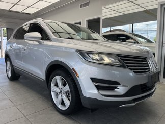 Used 2018 Lincoln MKC Premiere image 1