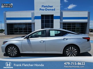 Used 2024 Nissan Altima 2.5 SV image 1