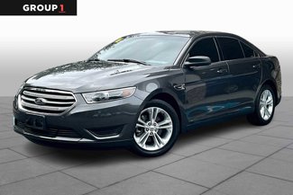 Used 2017 Ford Taurus SE image 1