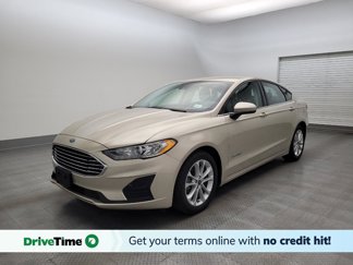 Used 2019 Ford Fusion SE image 1