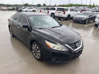 Used 2016 Nissan Altima 2.5 SL w/ 2.5 Technology Package image 1