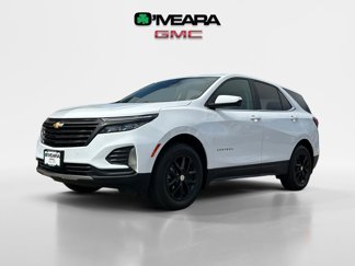 Used 2023 Chevrolet Equinox LT w/ LPO, Floor Liner Package image 1