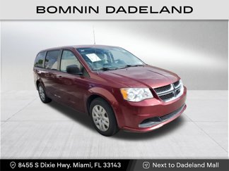 Used 2018 Dodge Grand Caravan SE image 1