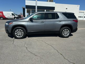Used 2021 Chevrolet Traverse LS w/ LPO, Cargo Package image 1