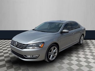 Used 2014 Volkswagen Passat TDI SEL Premium image 1
