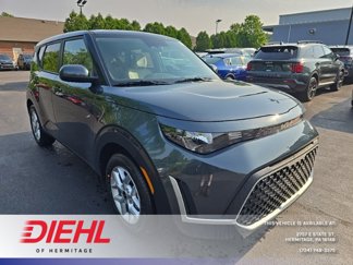 New 2025 Kia Soul LX image 1