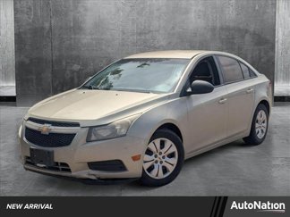 Used 2014 Chevrolet Cruze LS image 1
