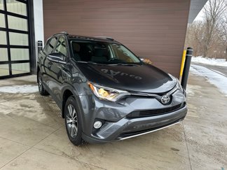 Used 2018 Toyota RAV4 XLE image 1