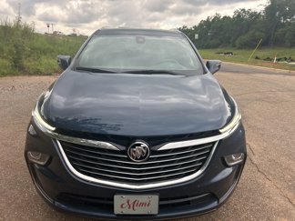 Used 2023 Buick Enclave Essence image 1