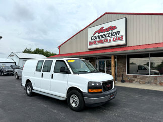 Used 2017 GMC Savana 2500 image 1