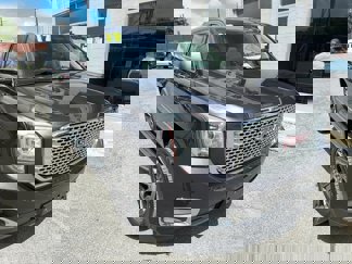 Used 2017 GMC Yukon Denali w/ Open Road Package image 1