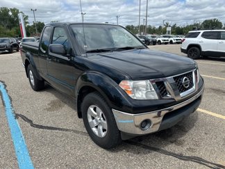 Used 2012 Nissan Frontier SV image 1