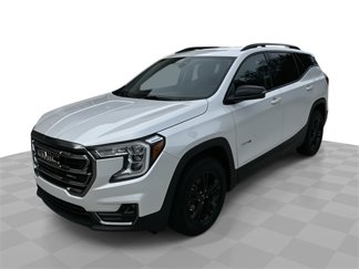 Used 2022 GMC Terrain AT4 image 1