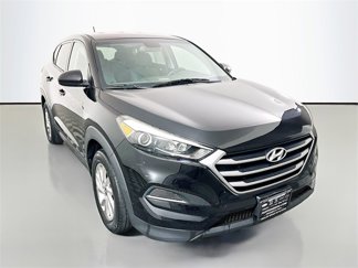 Used 2017 Hyundai Tucson SE image 1