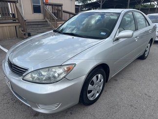 Used 2005 Toyota Camry LE image 1