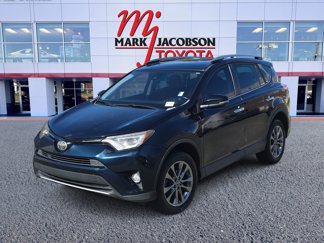 Used 2018 Toyota RAV4 Limited image 1