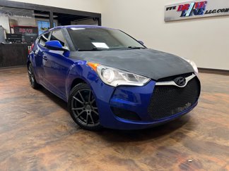Used 2014 Hyundai Veloster image 1