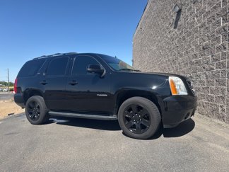 Used 2011 GMC Yukon SLT w/ SLT-2 Equipment Package image 1