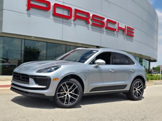 New 2025 Porsche Macan image 1