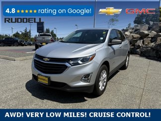 Used 2021 Chevrolet Equinox LS w/ LS Convenience Package image 1