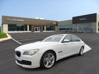 Used 2012 BMW 750Li image 1