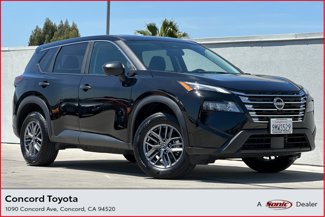 Used 2024 Nissan Rogue S image 1