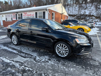 Used 2016 Volkswagen Jetta SEL image 1