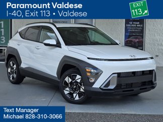 New 2025 Hyundai Kona SEL image 1