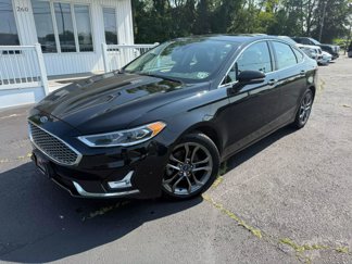 Used 2020 Ford Fusion Titanium image 1