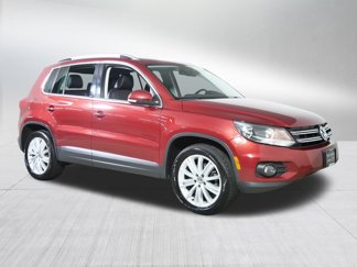 Used 2015 Volkswagen Tiguan SEL image 1