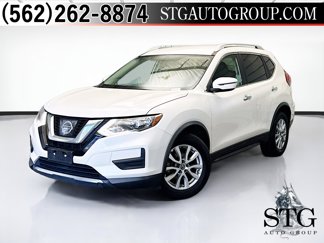 Used 2017 Nissan Rogue SV image 1
