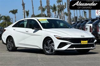 Certified 2025 Hyundai Elantra Sport image 1