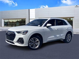 Used 2024 Audi Q3 2.0T Premium image 1