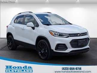 Used 2022 Chevrolet Trax LT w/ Sport Edition image 1