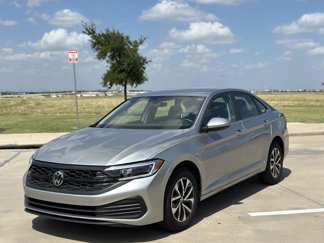 Used 2024 Volkswagen Jetta S image 1