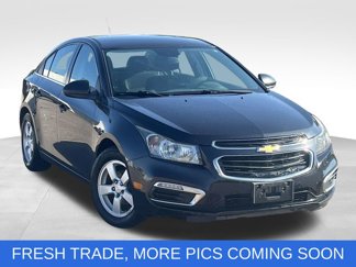 Used 2015 Chevrolet Cruze LT w/ Technology Package image 1