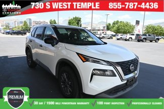 Used 2023 Nissan Rogue S image 1