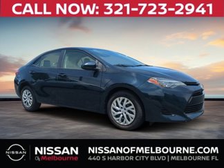 Used 2019 Toyota Corolla LE image 1