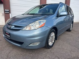Used 2008 Toyota Sienna XLE image 1