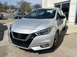 Used 2021 Nissan Versa SR w/ Convenience Package image 1