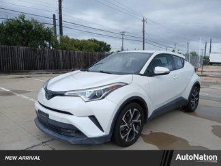 Used 2018 Toyota C-HR XLE image 1