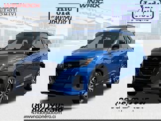 Used 2024 Nissan Kicks SR image 1
