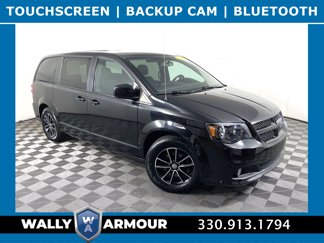 Used 2018 Dodge Grand Caravan SE image 1