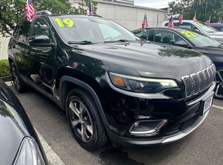 Used 2019 Jeep Cherokee Limited image 1