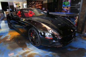 Used 2015 Ferrari California T image 1